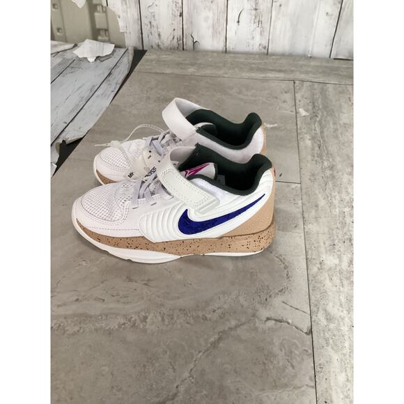Nike Ja Morant In The Woods Size 12C Boys Basketball Hoopers Shoes FV5634-101 - Picture 1 of 4